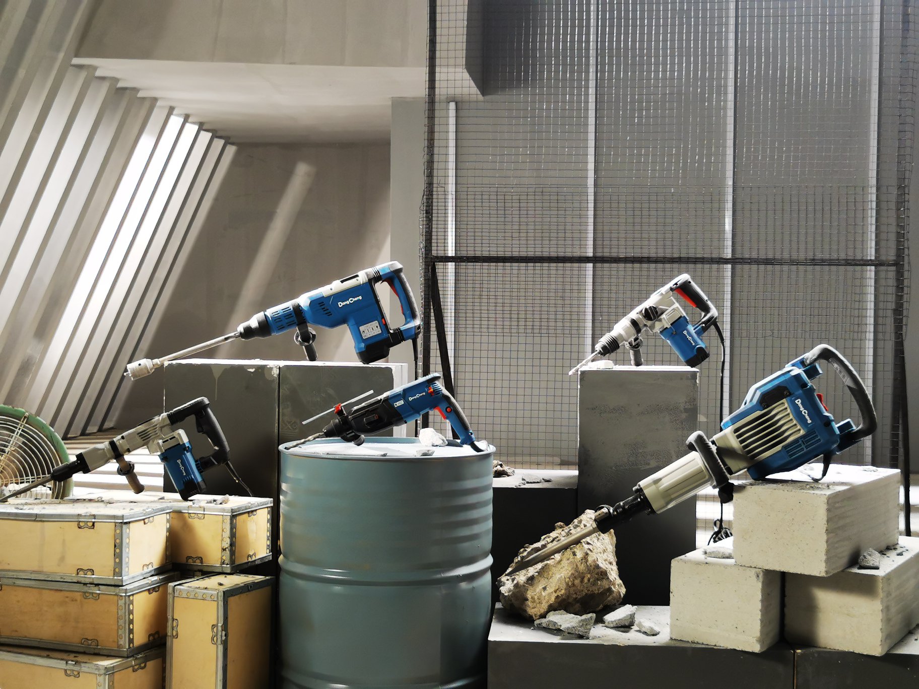 REVIEW 5 MÁY ĐỤC BÊ TÔNG DONGCHENG TỐT NHẤT NĂM 2025